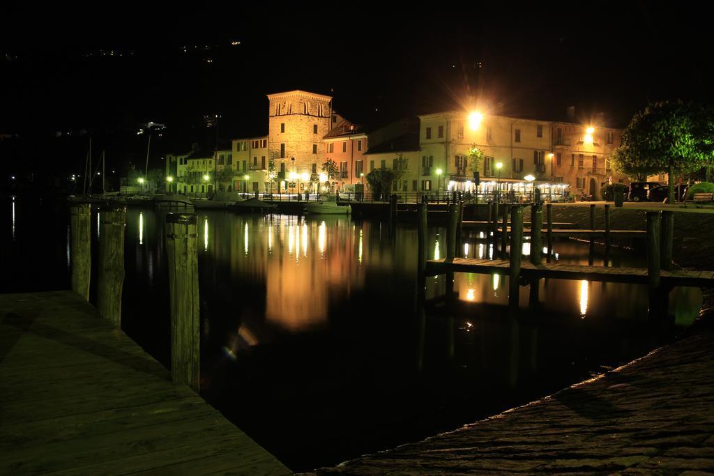 Le3Stanze Hotel Borgomanero Exterior photo